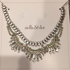 Stella and Dot Belle Necklace